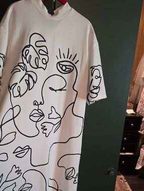 SHEIN White Top with Black Label Detail